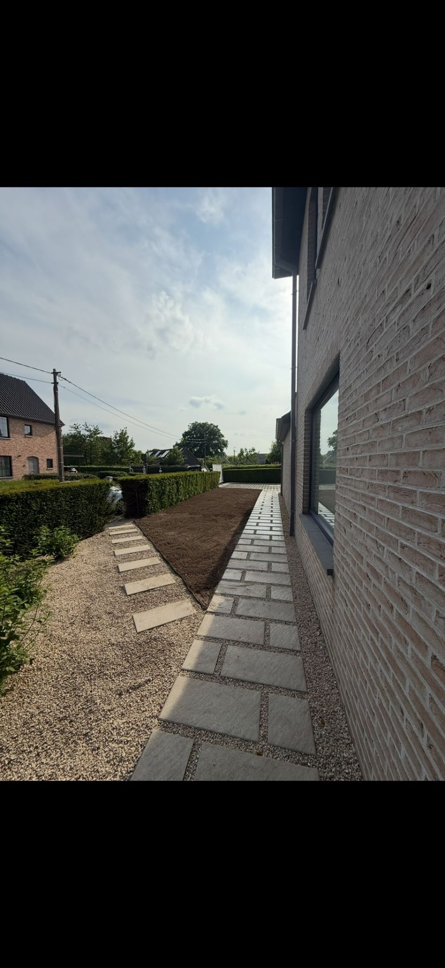 Zijpad met klinkers